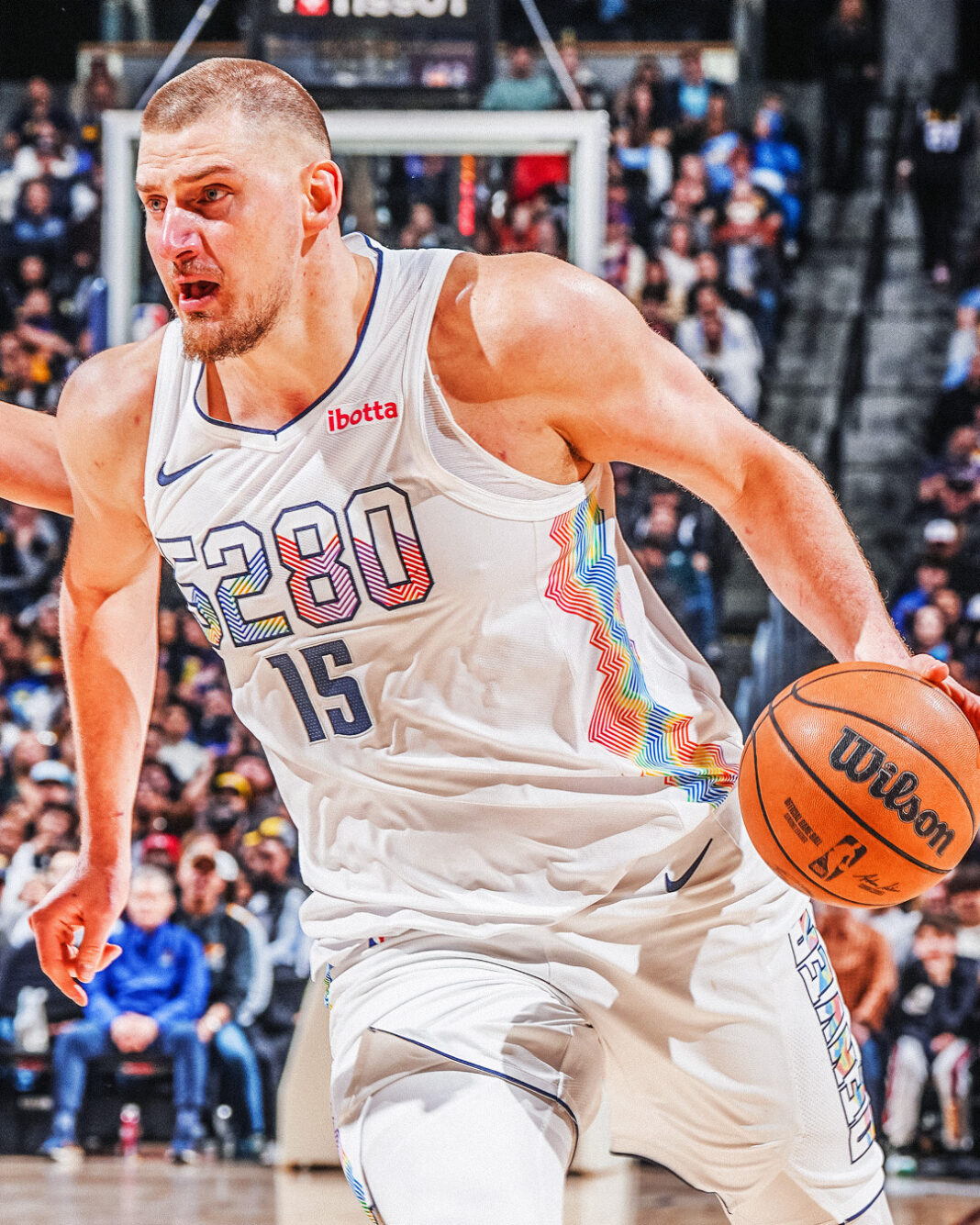 Jokic, probablemente el pívot más versátil que ha visto la NBA